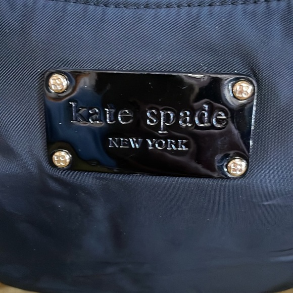 Kate Spade Tote - Picture 2 of 11